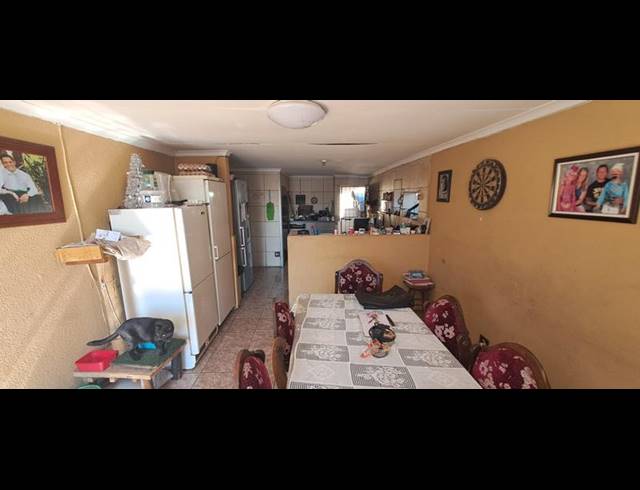 6 BEDROOM HOUSE FOR SALE IN NORKEM PARK